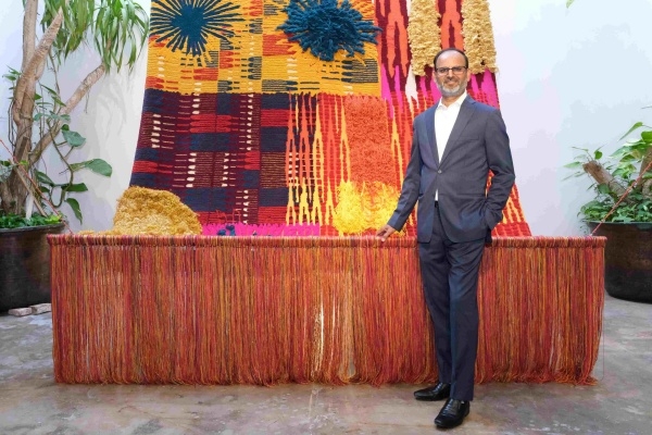 มิสเตอร์แชม แบทเทอร์ (Mr. Shyam Bhatter)